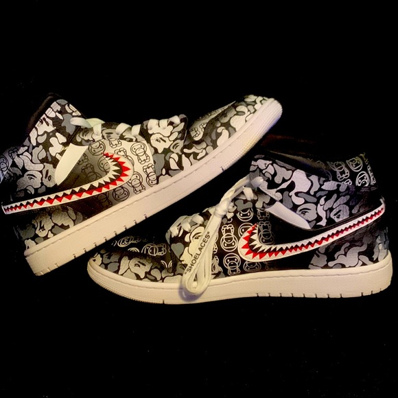 Jordan 1 Custom Bape - Picture 13 of 14